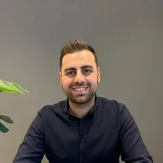 Kl. Psk. Semih Şan — İzmir. Portre fotoğrafı.