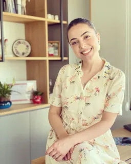 Uzm. Dt. Yeliz Arslan profilinde yer alan galeri fotoğrafı.