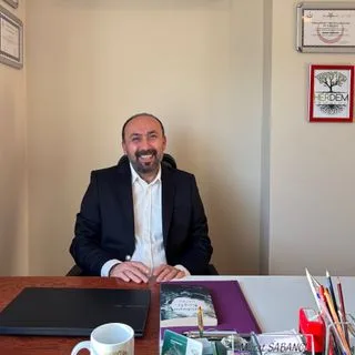 Psk. Murat Sabancı — Psikoloji, Ankara. Portre fotoğrafı.