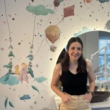 Uzm. Dt. Merve Ataş Demir — Çocuk Diş Hekimliği (Pedodonti), Antalya. Portre fotoğrafı.