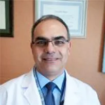 Prof. Dr. Cem Sungur — Çankaya, Ankara. Portre fotoğrafı.