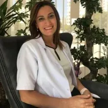 Op. Dr. Özlem Borazan — Kadın Hastalıkları Ve Doğum, Gaziantep. Portre fotoğrafı.