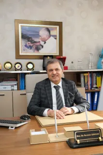 Doç. Dr. İbrahim Sakçak profilinde yer alan galeri fotoğrafı.