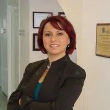 Dr. Dt. Laçin Berber — Şişli, İstanbul. Portre fotoğrafı.