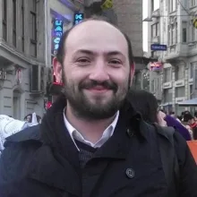 Özgür Çataltepe — Aile Danışmanlığı, Maltepe, İstanbul. Portre fotoğrafı.