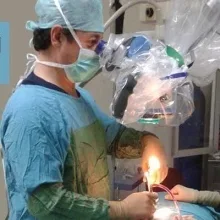 Prof. Dr. M. Hakan Kayalı — Beyin Ve Sinir Cerrahisi, Yenimahalle, Ankara. Portre fotoğrafı.