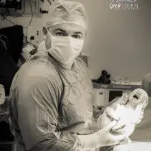 Op. Dr. Hüseyin Pehlivan — Kadın Hastalıkları Ve Doğum, Ankara. Portre fotoğrafı.