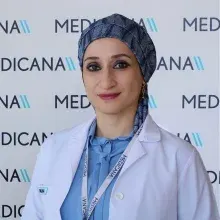 Op. Dr. Israa Sami Ahmad Aljorani — Genel Cerrahi, Nilüfer, Bursa. Portre fotoğrafı.