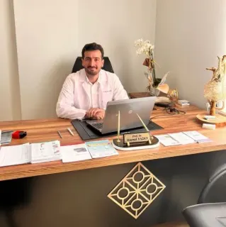 Prof. Dr. Haşmet Yazıcı profilinde yer alan galeri fotoğrafı.