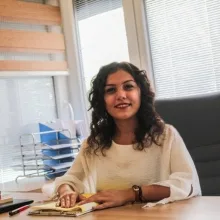 Uzm. Dr. Hatice Gözde Akkın Gürbüz — Çocuk ve Ergen Psikiyatrisi, İstanbul. Portre fotoğrafı.