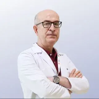 Prof. Dr. Mustafa Serdar Kemaloğlu — Beyin Ve Sinir Cerrahisi, Bağcılar, İstanbul. Portre fotoğrafı.