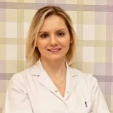 Dr. Dt. Miray Günyüz Toklu — İstanbul. Portre fotoğrafı.