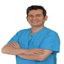 Prof. Dr. Bülent Pişkin — Protetik Diş Tedavisi, Çankaya, Ankara. Portre fotoğrafı.
