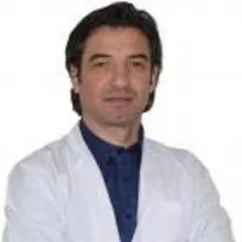 Op. Dr. Vural Yazıcı — Ortopedi Ve Travmatoloji, Malatya. Portre fotoğrafı.