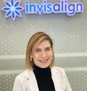 Dr. Dt. Begüm Ulaşan profilinde yer alan galeri fotoğrafı.