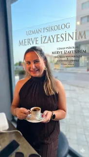 Uzm. Psk. Merve İzaye Sinim profilinde yer alan galeri fotoğrafı.