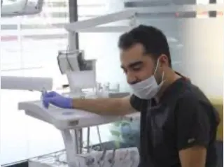 Dt. Mustafa Yüksekdikişçi profilinde yer alan galeri fotoğrafı.