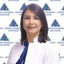 Dr. Öğr. Üyesi Arzu (Yalçın) Güntürk — İç Hastalıkları, İstanbul. Portre fotoğrafı.