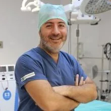 Op. Dr. Ahmet Özek — Kadın Hastalıkları Ve Doğum, Ankara. Portre fotoğrafı.