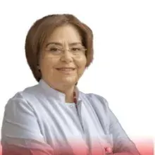 Uzm. Dr. Melek Özer — Romatoloji, Şişli, İstanbul. Portre fotoğrafı.