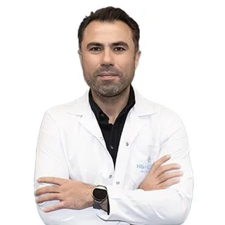 Doç. Dr. Cem Onur Kıraç — Endokrinoloji Ve Metabolizma Hastalıkları, Kahramanmaraş. Portre fotoğrafı.