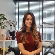 Dt. Evrim Birkalan — Diş Hekimi, İstanbul. Portre fotoğrafı.