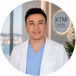 Dr. Ferhan Çalkın — Sertifikalı Medikal Estetik, Kartal, İstanbul. Portre fotoğrafı.