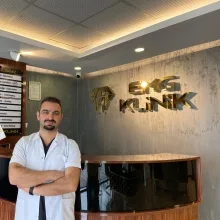 Dr. Dt. Harun Görgülü — Ağız Diş Ve Çene Cerrahisi, İstanbul. Portre fotoğrafı.
