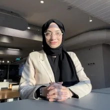 Psk. Fatma Eslem Akbıyık — Psikoloji, İstanbul. Portre fotoğrafı.