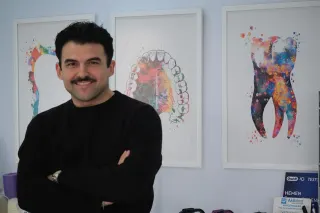 Dt. Yiğit Saracalıoğlu profilinde yer alan galeri fotoğrafı.