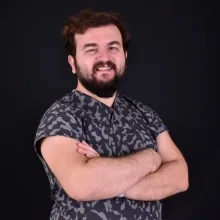 Dt. Ersin Bilgin — Diş Hekimi, Kocaeli. Portre fotoğrafı.