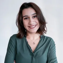 Psk. Dan. Ayşenur Küçükakgül — Psikolojik Danışma ve Rehberlik, Antalya. Portre fotoğrafı.