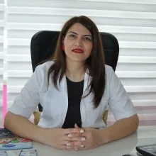 Dr. Nurcivan Ünsal Üz — Adana. Portre fotoğrafı.