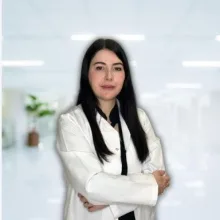 Dr. Öğr. Üyesi Dilan Altıntaş Ural — Çocuk Cerrahisi, Ankara. Portre fotoğrafı.