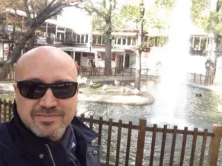 Op. Dr. İrfan Tarhan profilinde yer alan galeri fotoğrafı.