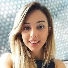 Dyt. Gizem Kara — Diyetisyen, İstanbul. Portre fotoğrafı.