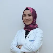 Dyt. Emine Merve Turgut Köysu — Diyetisyen, Ankara. Portre fotoğrafı.