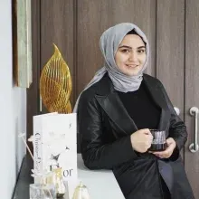 Dyt. Rabia Nisanur Akgöl — Diyetisyen, Konya. Portre fotoğrafı.