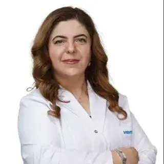 Op. Dr. Dilek Demer — Göz Hastalıkları, Kartal, İstanbul. Portre fotoğrafı.