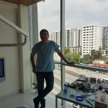 Dt. Osman Öcal — Diş Hekimi, Adana. Portre fotoğrafı.