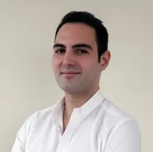 Fzt. Caner Özbek — Fizyoterapi Ve Rehabilitasyon, İstanbul. Portre fotoğrafı.