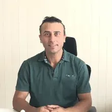 Uzm. Dr. Bahadır Ünal — Çocuk Sağlığı Ve Hastalıkları, Balıkesir. Portre fotoğrafı.