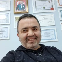Dr. Mehmet Gökhan Kara — Pratisyen, İstanbul. Portre fotoğrafı.