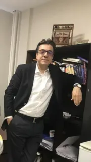 Op. Dr. Hamit Özen profilinde yer alan galeri fotoğrafı.