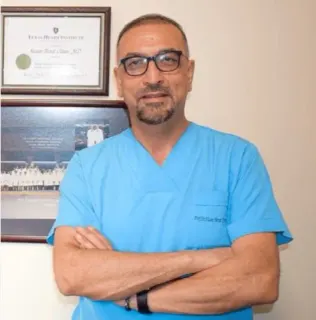 Prof. Dr. Hasan Berat Cihan profilinde yer alan galeri fotoğrafı.