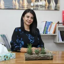 Kl. Psk. Ayşenur Çelik — Psikoloji, Ankara. Portre fotoğrafı.
