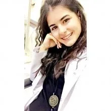 Dyt. Sinem Altunay — Diyetisyen, İstanbul. Portre fotoğrafı.