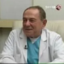 Op. Dr. Tuncer Özalp — Şişli, İstanbul. Portre fotoğrafı.