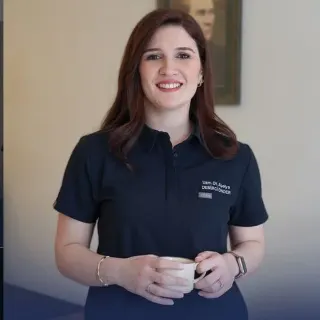 Uzm. Dt. Açelya Demirci Önder profilinde yer alan galeri fotoğrafı.