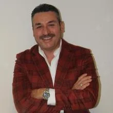 Op. Dr. Atilla Akova — Genel Cerrahi, Adana. Portre fotoğrafı.